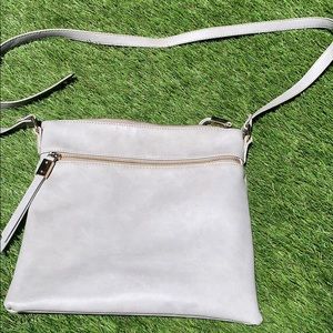 Shiraleah leather purse
